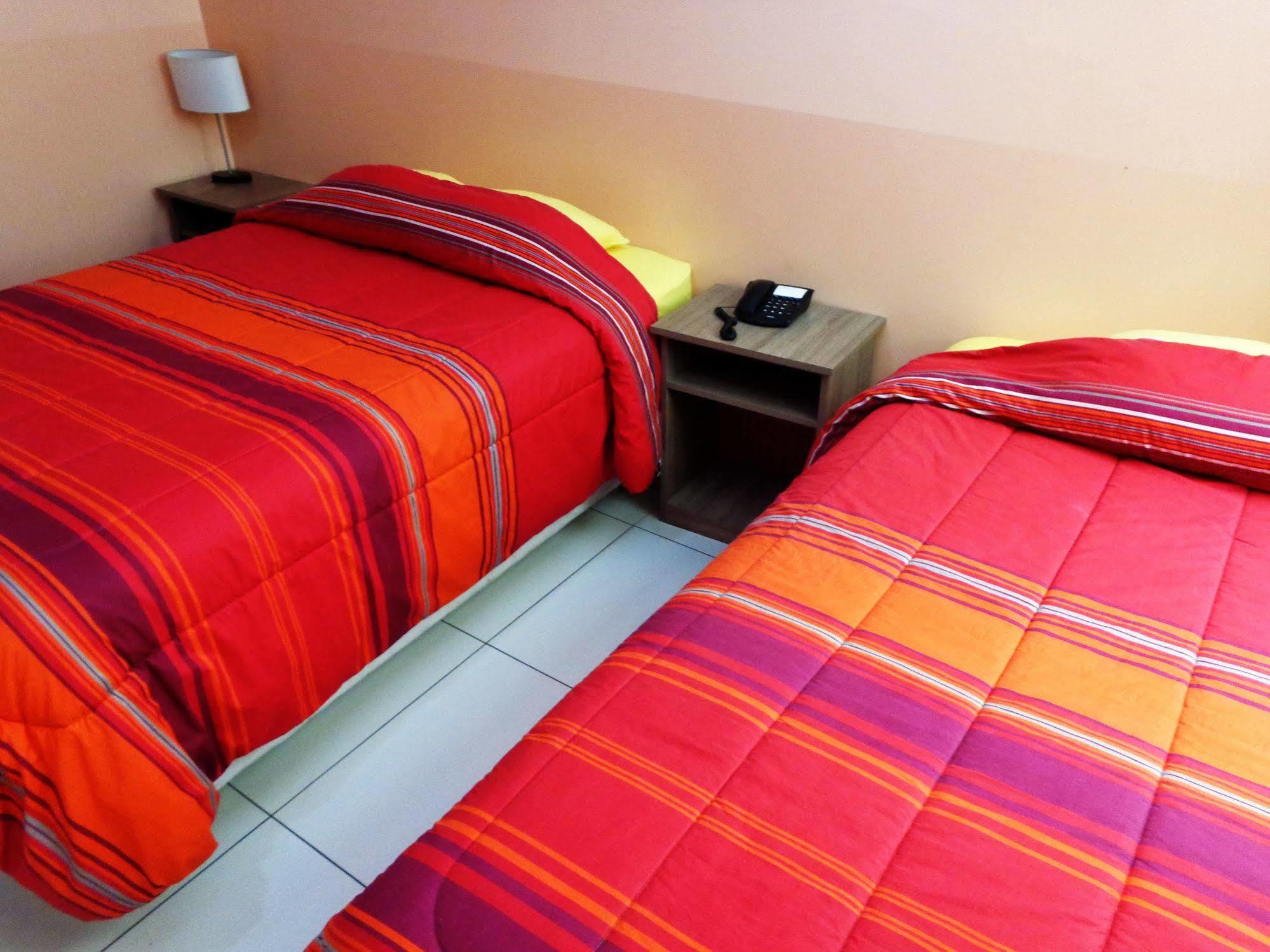 Hotel Challaca Ica Exterior foto